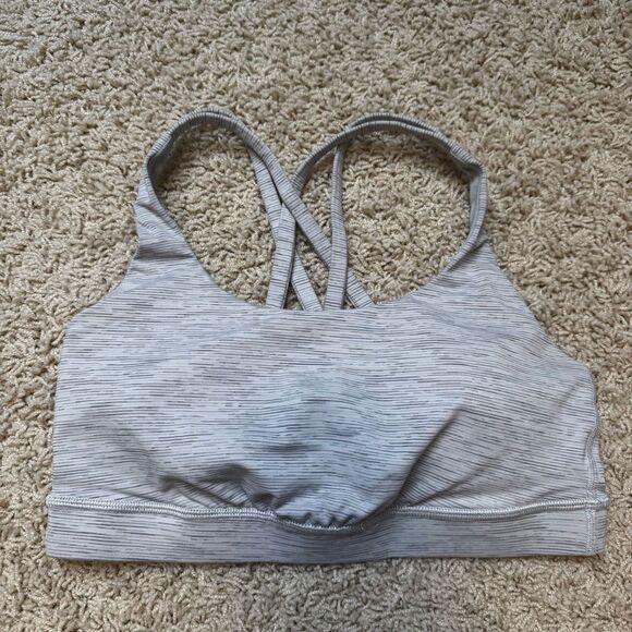 Lululemon free to be sports bra size 6 excellent - Picture 1 of 3